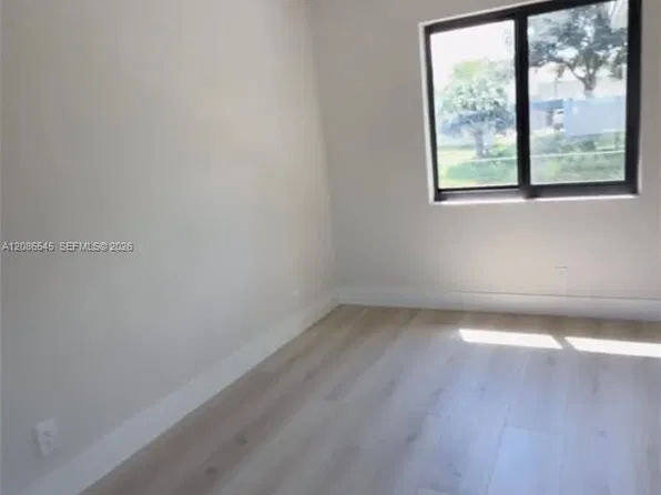 5010 NW 22nd St, Lauderhill, FL 33313