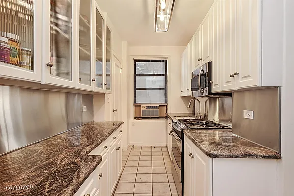 Sold by Corcoran | media 20