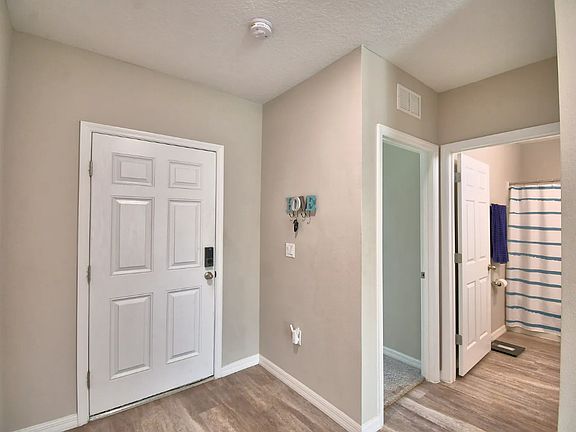 5th image of 4452 Quartz Ct