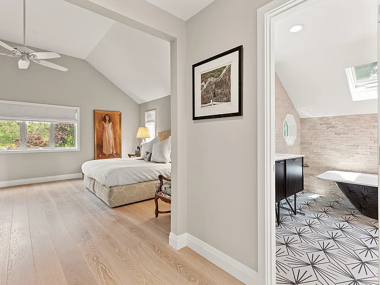 57 Jericho Rd — Photo 36