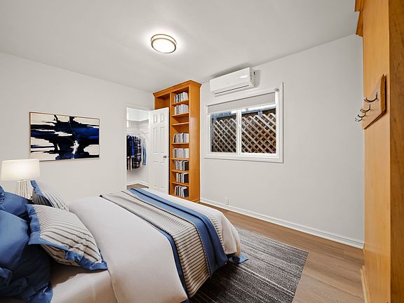 3rd image of 3008 Goldsmith St