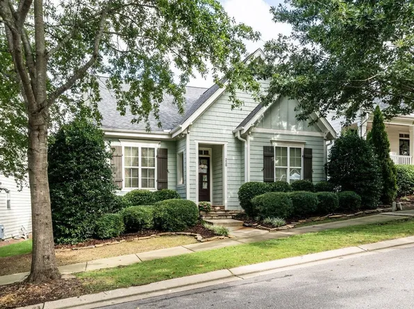 228 Marsh Landing Dr, Holly Springs, NC 27540