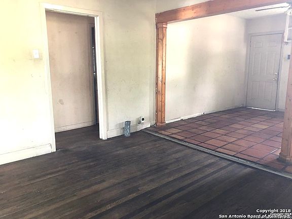 4th image of 438 Ward Ave