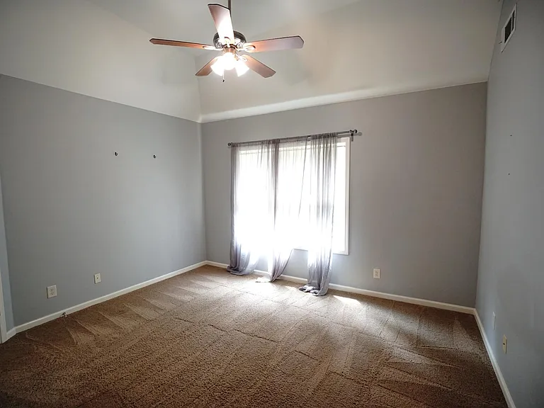 1868 Austins Pointe Dr — Photo 29