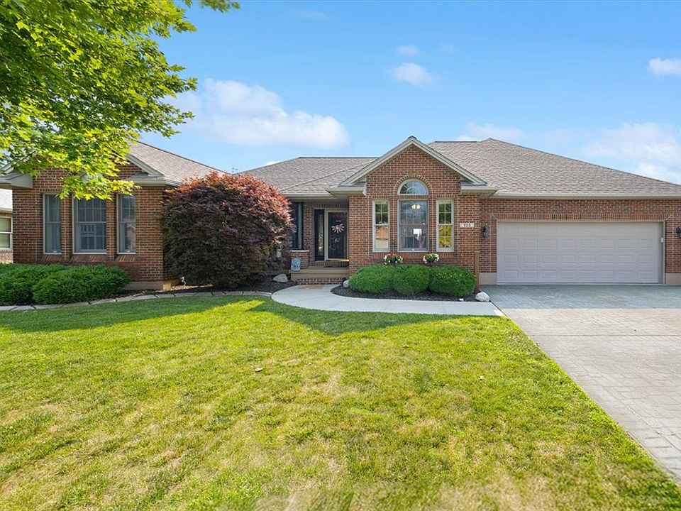 1st image of 105 Sierra Ln