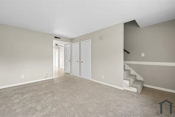 43 Old Holly Ln — Photo 7