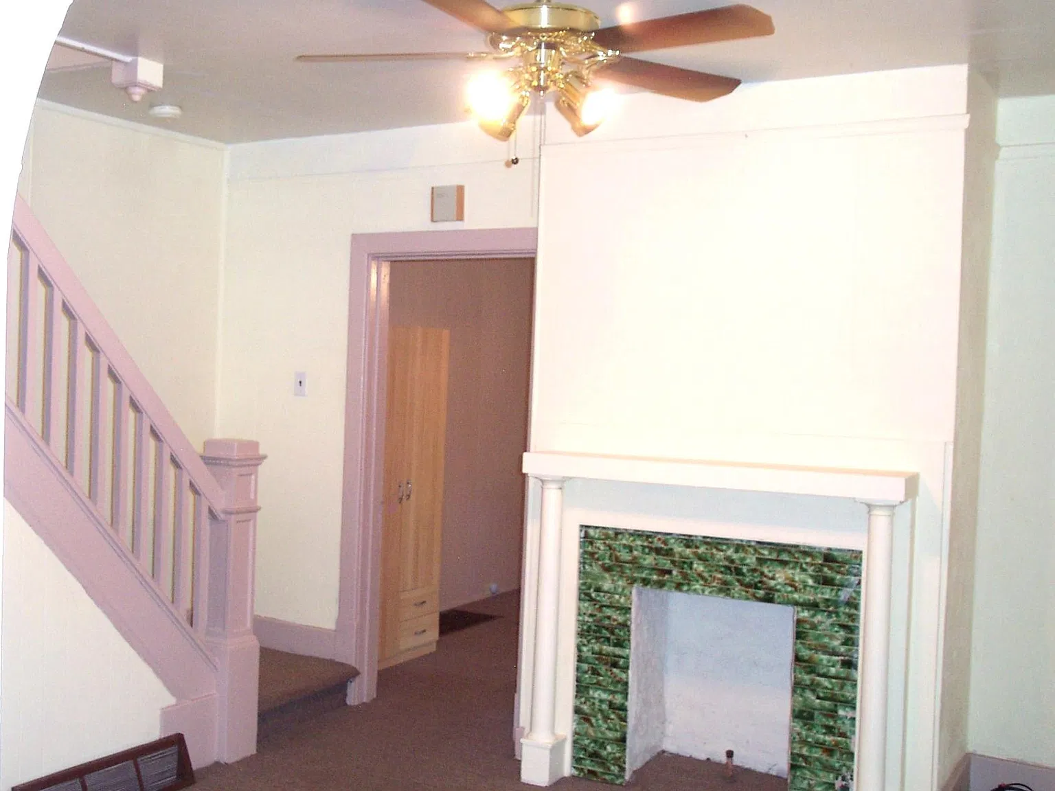 4 bed, 2.5 bath, 1548 sqft, $3,600 — Photo 2