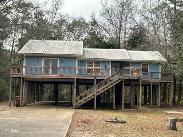 4155 Tux River Cir, Diberville, MS 39540