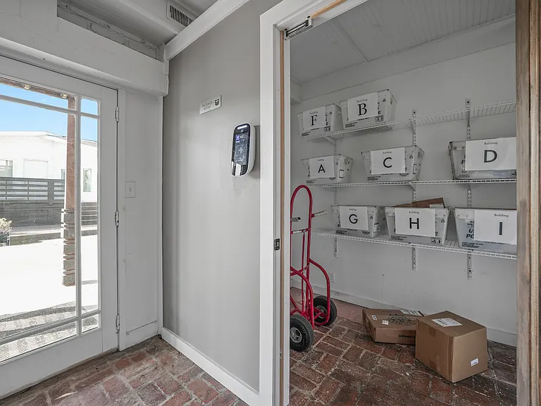 Hillwood Villas — Photo 9