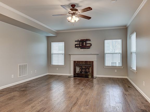 3rd image of 2024 Towering Oaks Dr