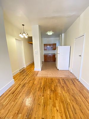 1st image of 600 Park Pl #A5