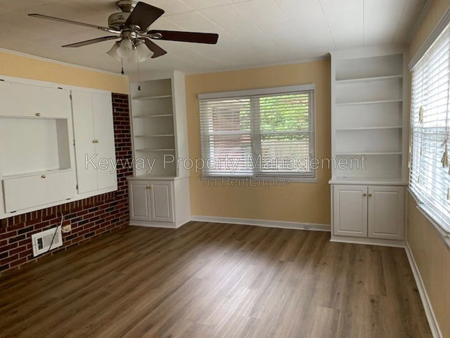 3 bed, 1.0 bath, 1328 sqft, $1,385 — Photo 4