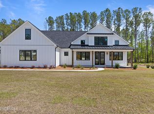 48 Kenilworth Ct, Hampstead, NC 28443