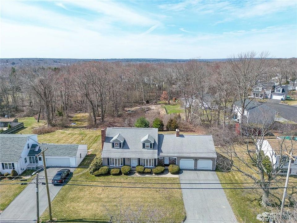108 Burlingame Rd, West Warwick, RI 02893 Zillow