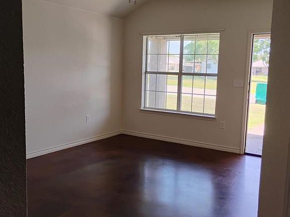 2nd image of 102 1/2 Surrey Ln #100-A
