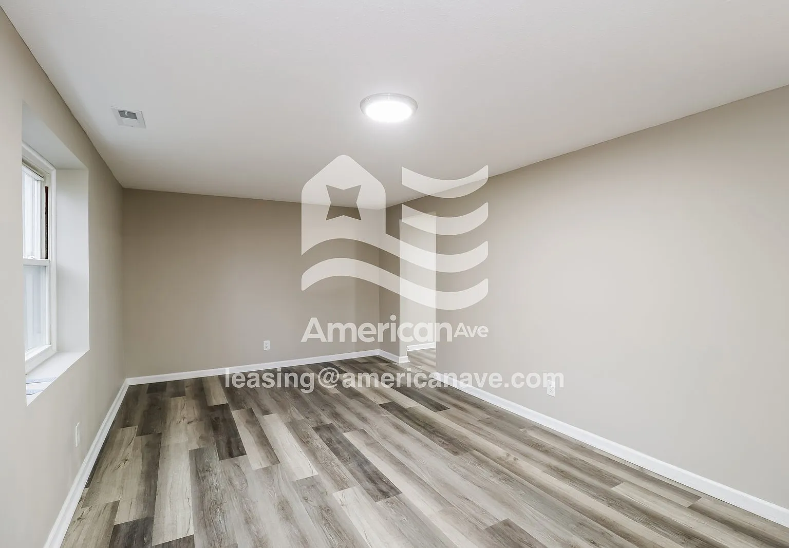 3 bed, 1.0 bath, 1504 sqft, $1,697 — Photo 2