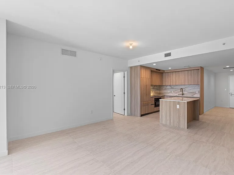 77 SE 5th St #3702 — Photo 12