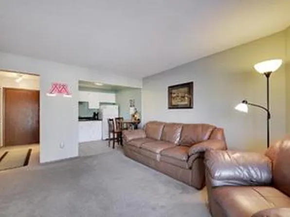 3153 Old Highway 8, Minneapolis, MN