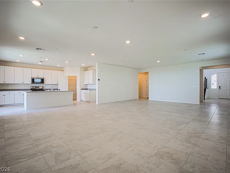 5644 Hill Spire St — Photo 9