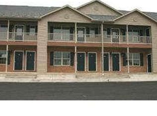 351 S Cedar Ln, Greencastle, PA 17225