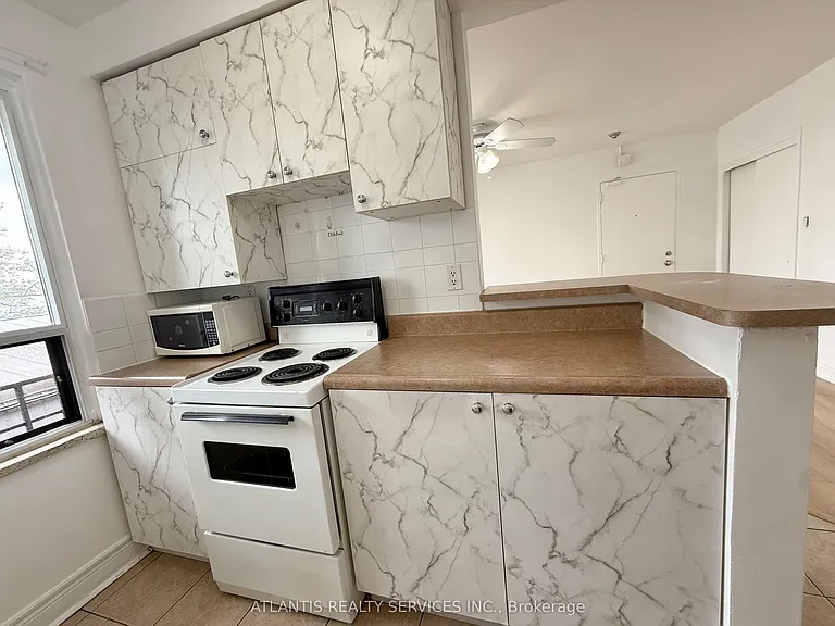 67 Lake Shore Dr #9 — Photo 7