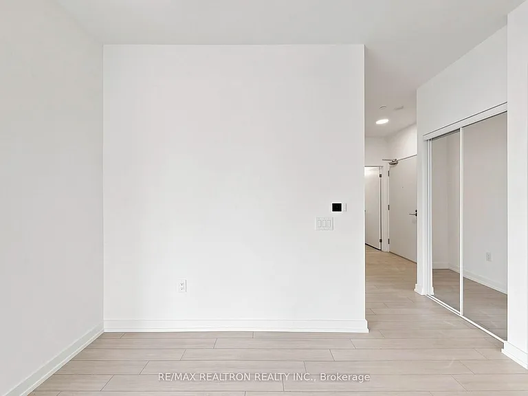 4010 Eglinton Ave W #702 — Photo 11