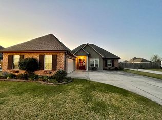268 James Edison Dr, Gray, LA 70359