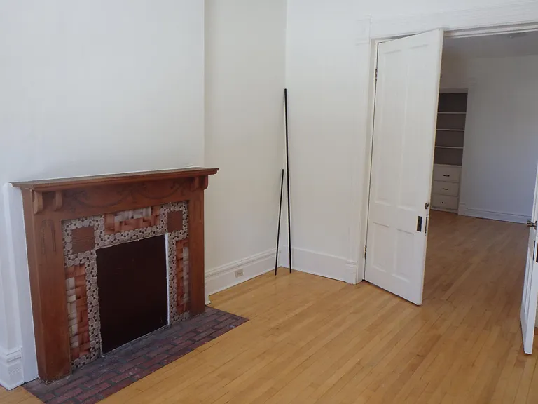 1290 Race St — Photo 6