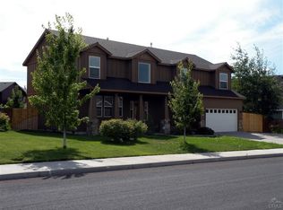 1323 SW Rimrock Way, Redmond, OR 97756