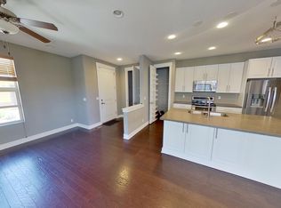 523 S Vance Ct, Lakewood, CO 80226