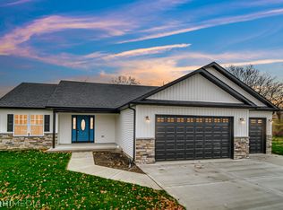 616 Country Squire Ct, Morris, IL