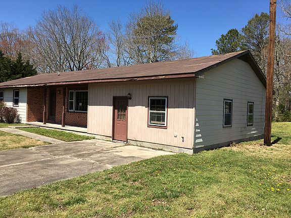3rd image of 23751 Briarwood Ln