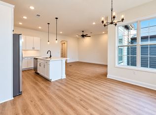 9948 N Lake Geneva St, Lakeland, TN 38002