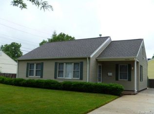 10290 Albany Ave, Oak Park, MI 48237