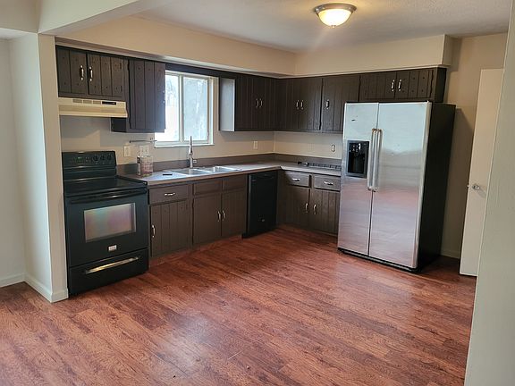 2nd image of 1470 Lincoln Ave