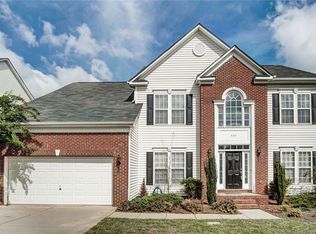 524 Fair Oaks Dr, Fort Mill, SC 29708