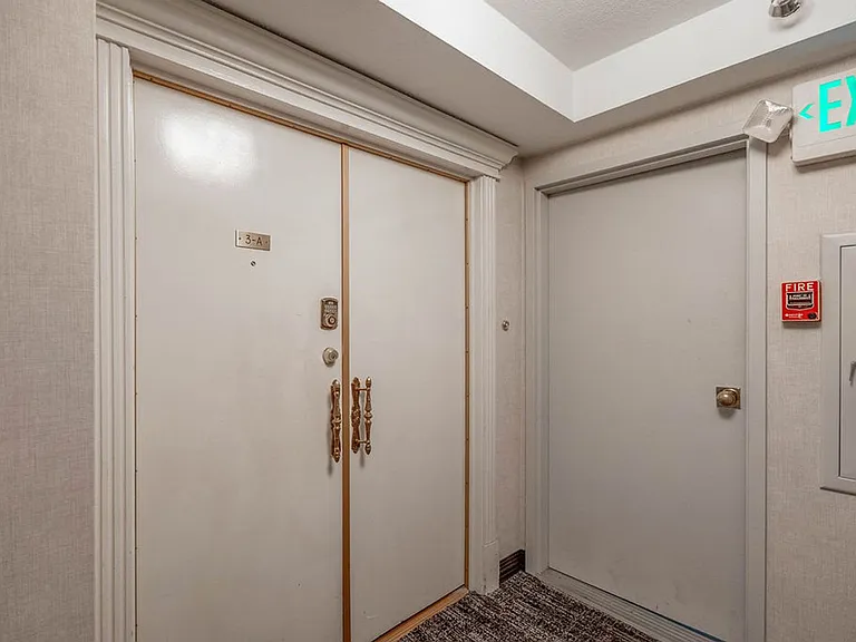 3111 Bel Air Dr #3A — Photo 15