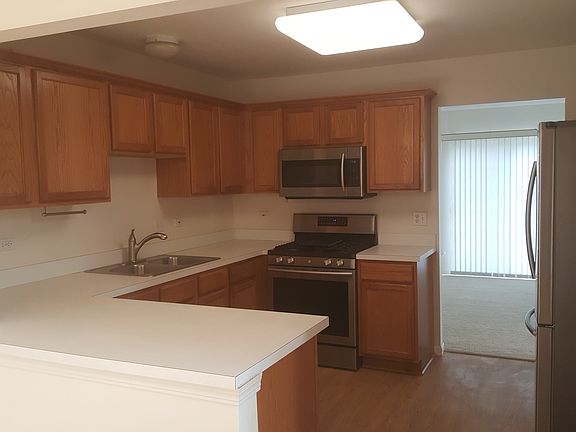4th image of 606 Citadel Dr