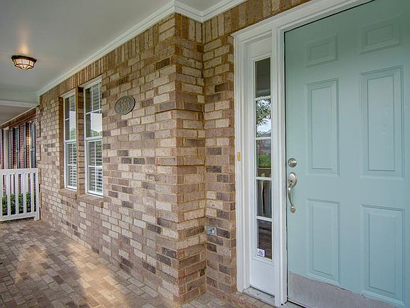 4th image of 8563 Griffin Park Dr