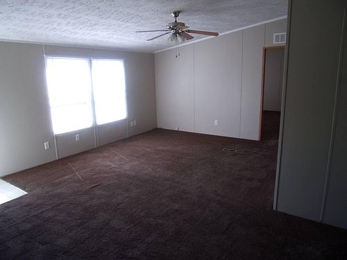 3rd image of 306 Hamstead Ct