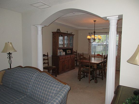 3rd image of 6727 Burbage Landing Cir