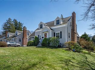 128 Seacord Rd, New Rochelle, NY 10804