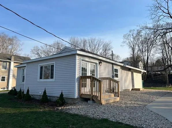 207 East Lawton Street, Edgerton, WI 53534