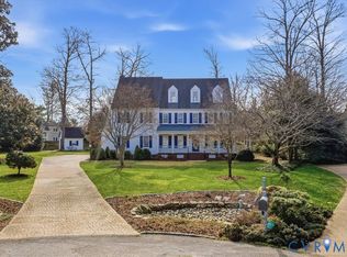 403 Hogans Ct, Chester, VA