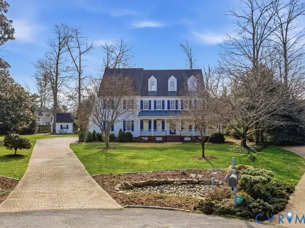 403 Hogans Ct, Chester, VA 23836