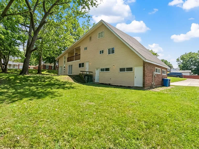 3691 Salazar Dr — Photo 58