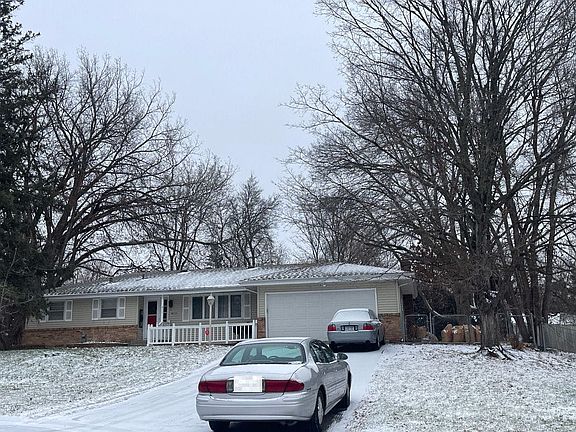 2nd image of 9111 61st Avenue Cir N