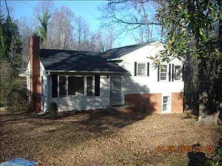 5th image of 403 Roberta Dr
