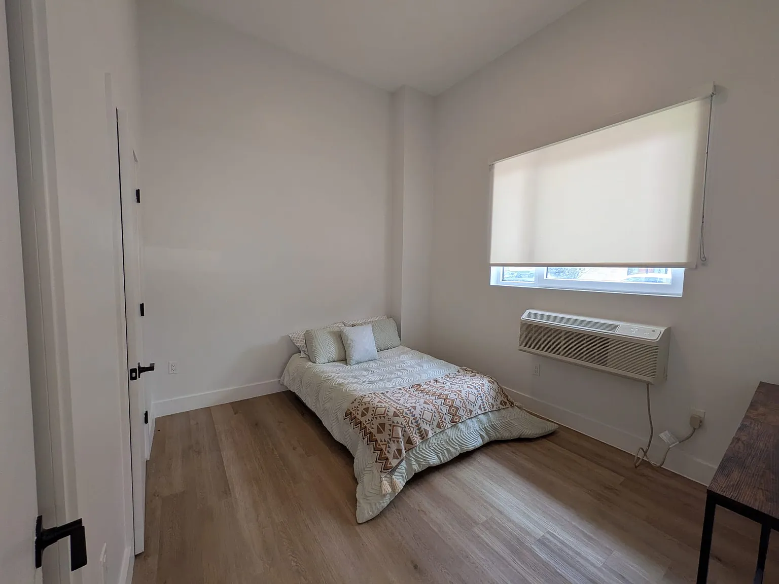 2 bed, $3,115 — Photo 4