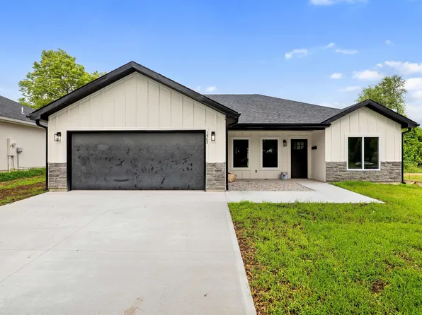 1905 S Osage Ave, Sedalia, MO 65301